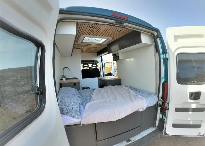 Va De Vans קורלחו